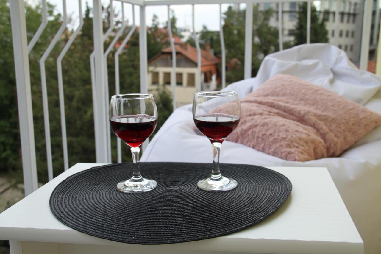 Apartment Sophie โนวีซาด ภายนอก รูปภาพ